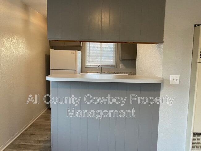 Photo - 862 N 5th St Unit Apt 1