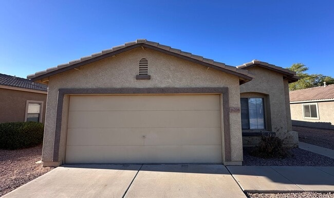 Building Photo - 16228 W Custer Ln