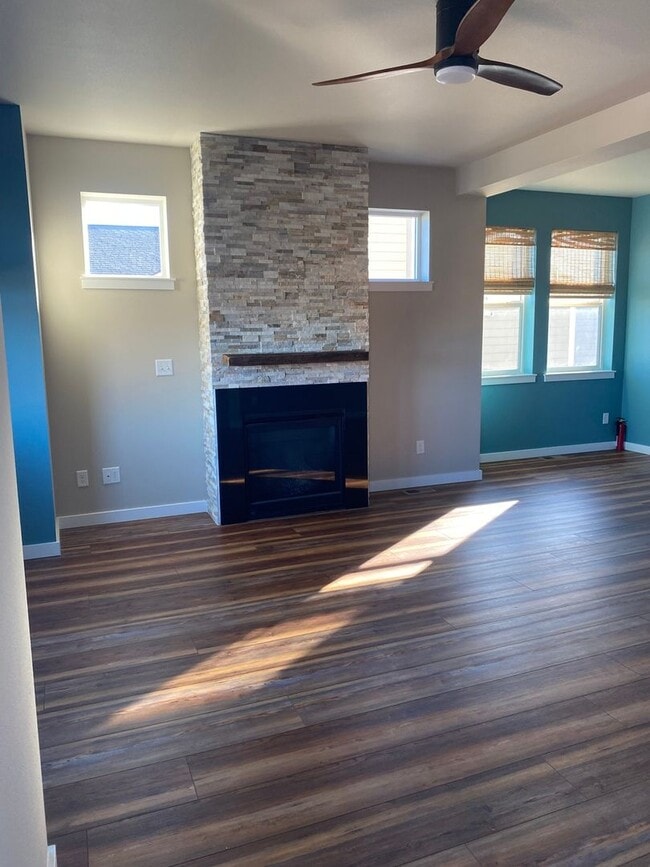 Photo - 1967 Calico Loop