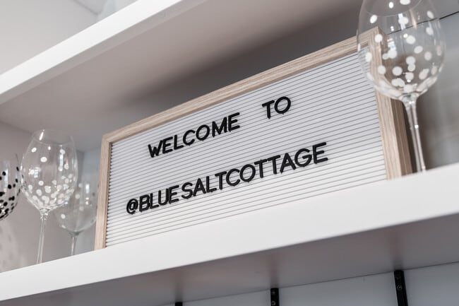 Brand new beach cottage! Public beach access at end of the street (4 min walk)! Welcome to Blue Salt Cottage!
