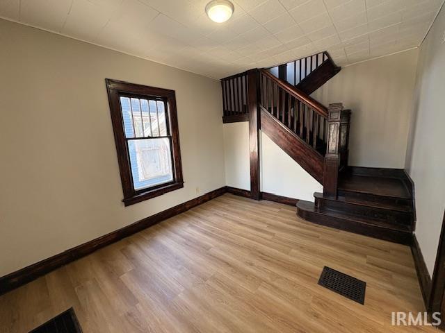 Photo - 304 N Hackley St