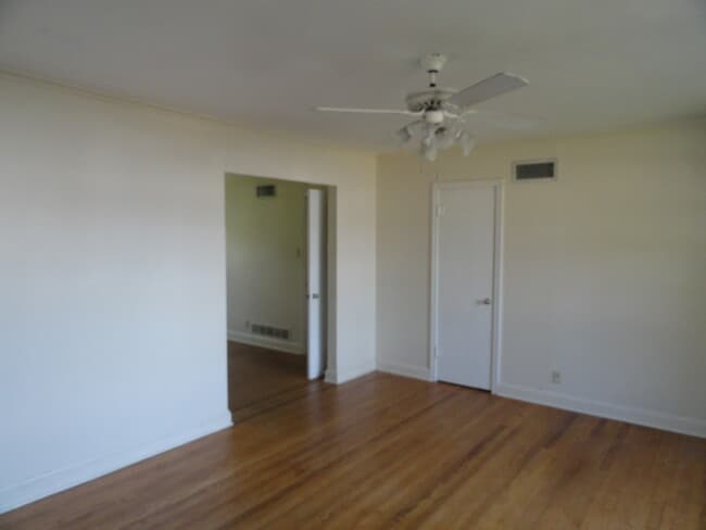 212 Ashley Dr Unit 1