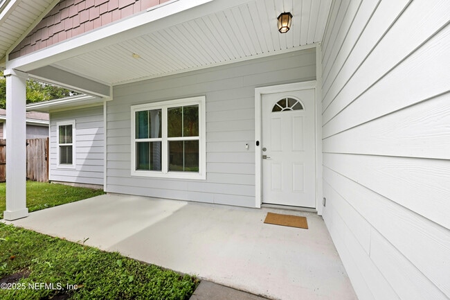 Photo - 1168 Wycoff Ave
