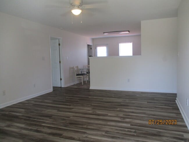 Photo - 279 Southaven Ct