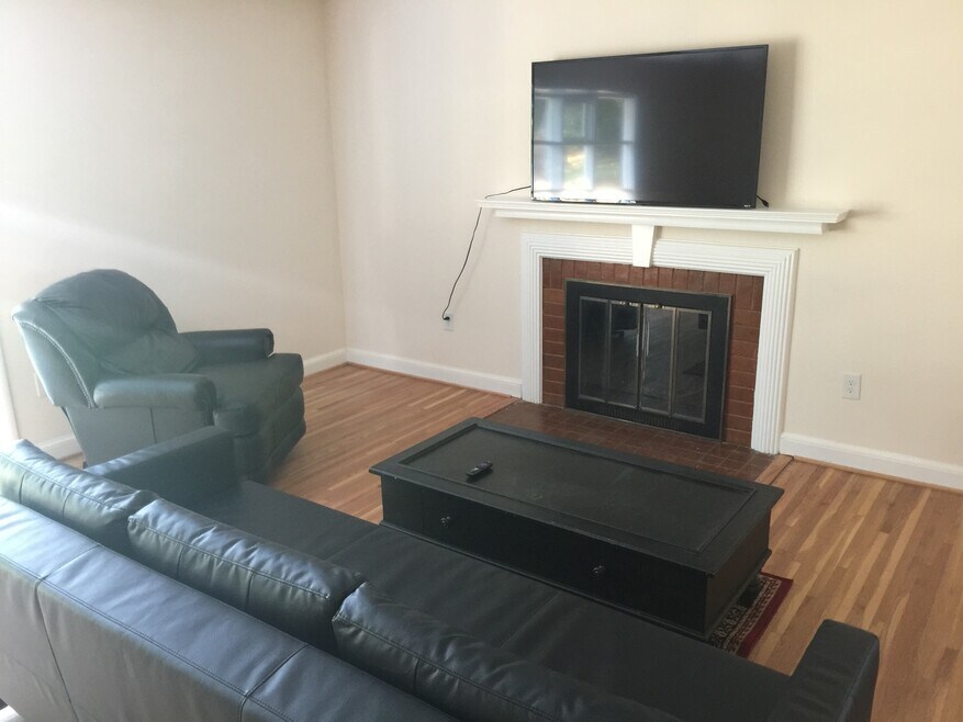12 Mel Mara Dr