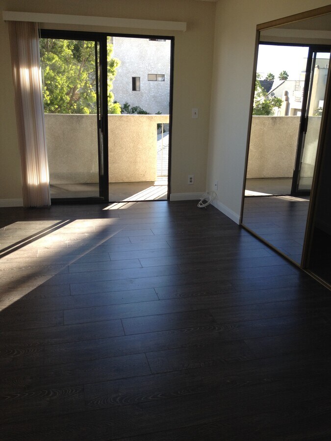 Photo - 7158 Hawthorn Ave Unit 404