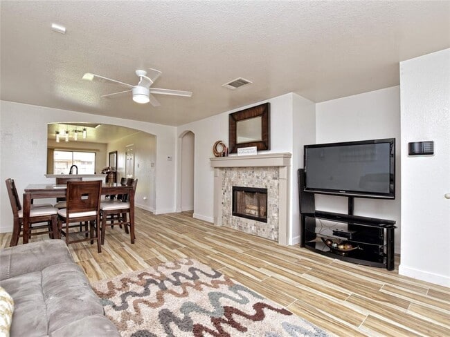 Photo - 202 Schaefer Blvd
