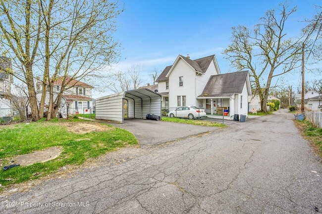 Photo - 1425 Church Ave