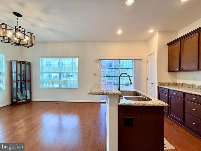 Photo - 3517 Sea Grass Ln