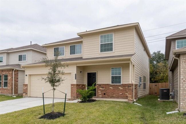 Photo - 5638 Hawksbury Creek Trail