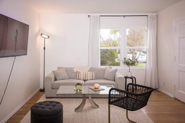 Photo - 5732 W 85th Pl