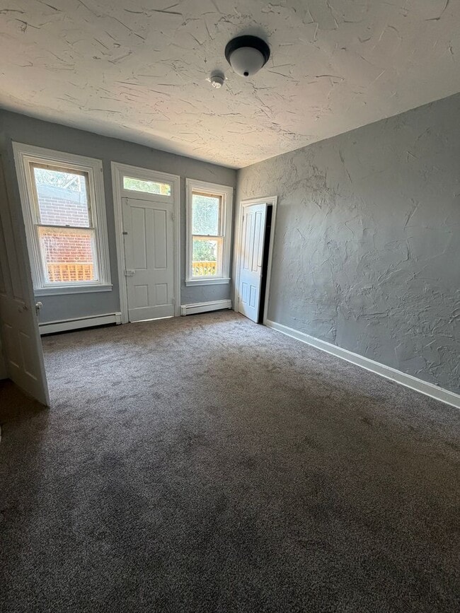 Photo - 161 W North St Unit Apartment 2