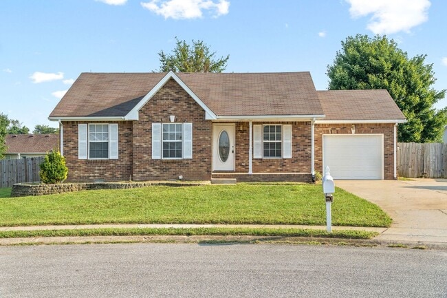 Building Photo - Updated Three Bedroom Ranch! Rental
