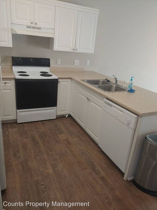 Photo - 2 br, 2.5 bath House - 602 Camelia St. Unit B