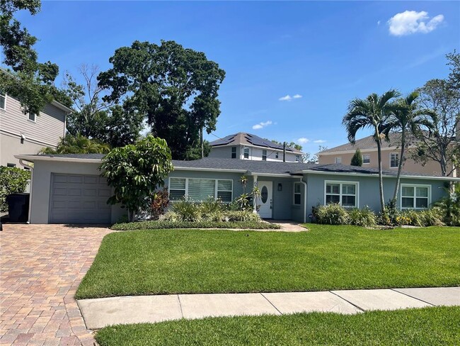 633 Bosphorous Ave
