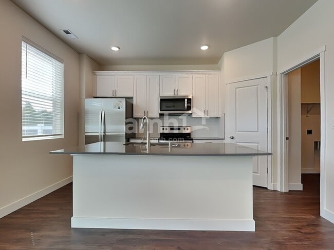 Photo - 7714 Verona Lp SW