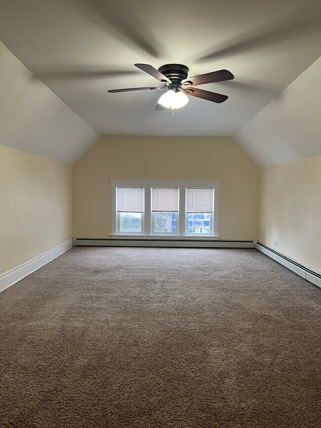 Photo - 466 Richmond Ave Unit Apartment 2