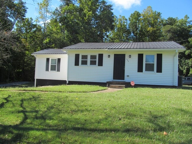 Photo - Pinnacle area