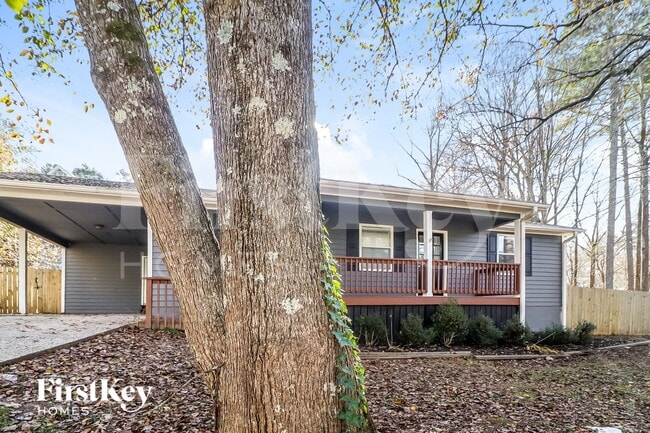 Building Photo - 4565 Bonneville Dr