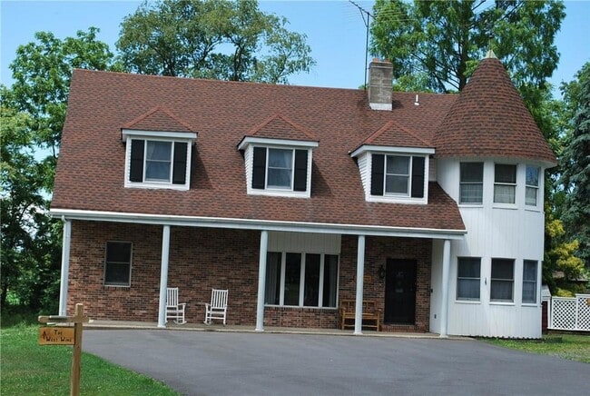 Photo - 25 Hathorn Rd Condo Unit 1