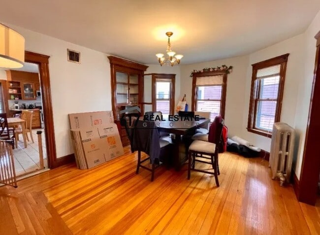 Photo - 449 Broadway Unidad 2