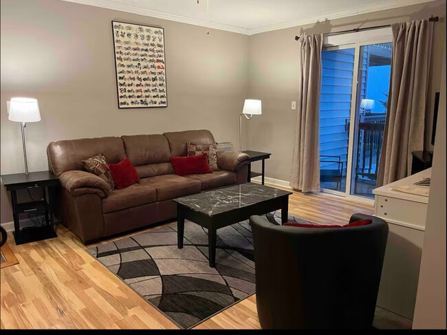 Building Photo - 301 Pinnacle Inn Rd Unit Beech Mountain Ski Suite