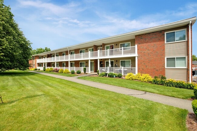 Francis Crossing Apartment Homes