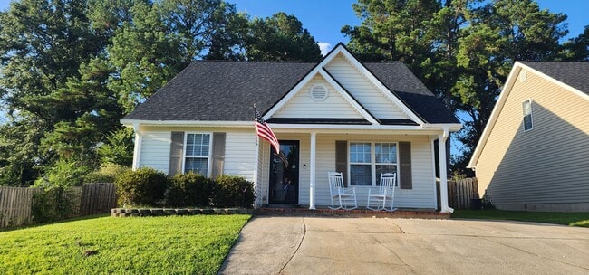 Photo - 2018 Shoreline Dr House