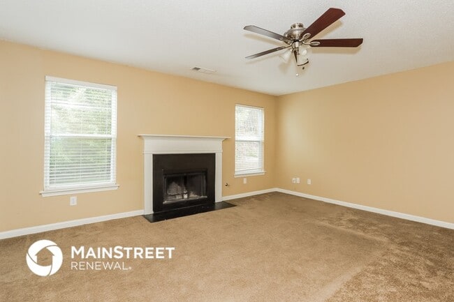 Photo - 5002 Serenity Point Ln