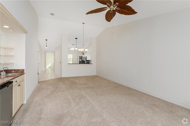Building Photo - 655 Luisa Ln Unit 4 Rental