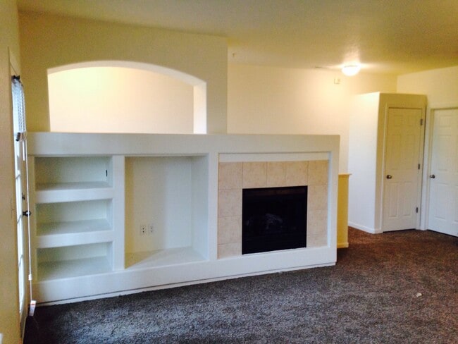 Photo - "Spacious 2-Bed, 2-Bath Condo Gem with Garage in Vibrant Denver Locale!" Unidad 1110