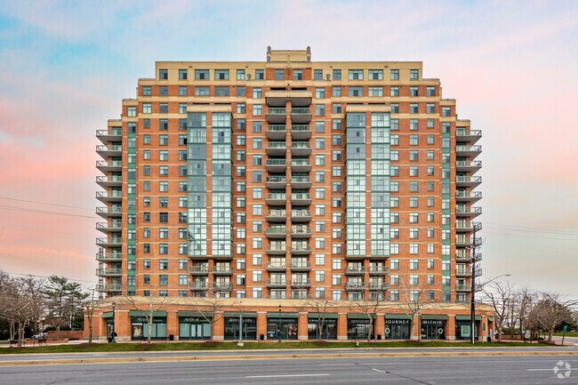 11700 Old Georgetown Rd - The Sterling at the Metro Apartments