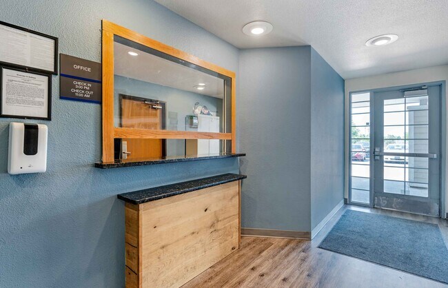 Furnished Studio-Indianapolis - Lawrence