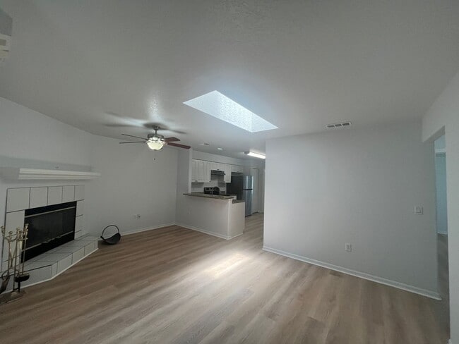 Photo - 38A Lindsay Dr Unit 38 A Lindsay Drive