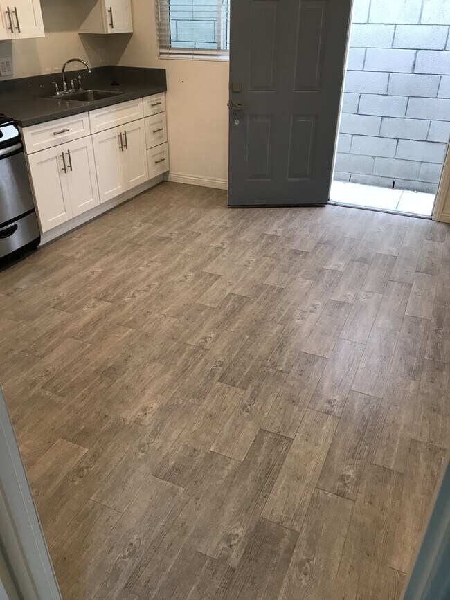 Photo - 628 Geneva Ave