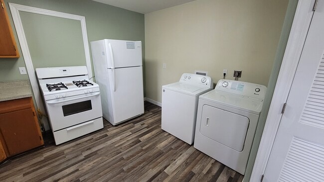 Photo - 903 Cleveland Ave Unit East