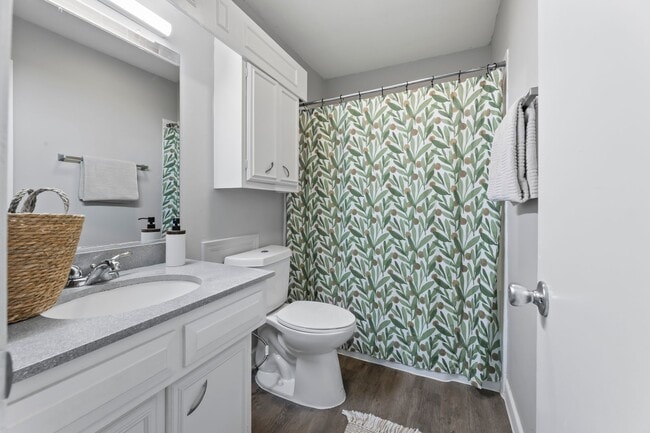 Photo - Beautiful 2 Bedroom Downstairs Available NOW! Unit 70