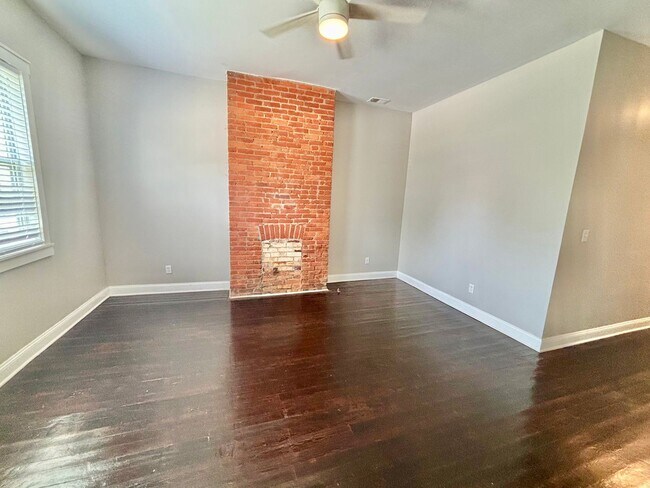 Photo - 513 E Ormsby Ave Unidad 1