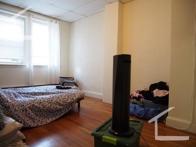 Photo - 9/1 No Fee - bargain split-style 2BR near Cleveland Circle, heat inc!