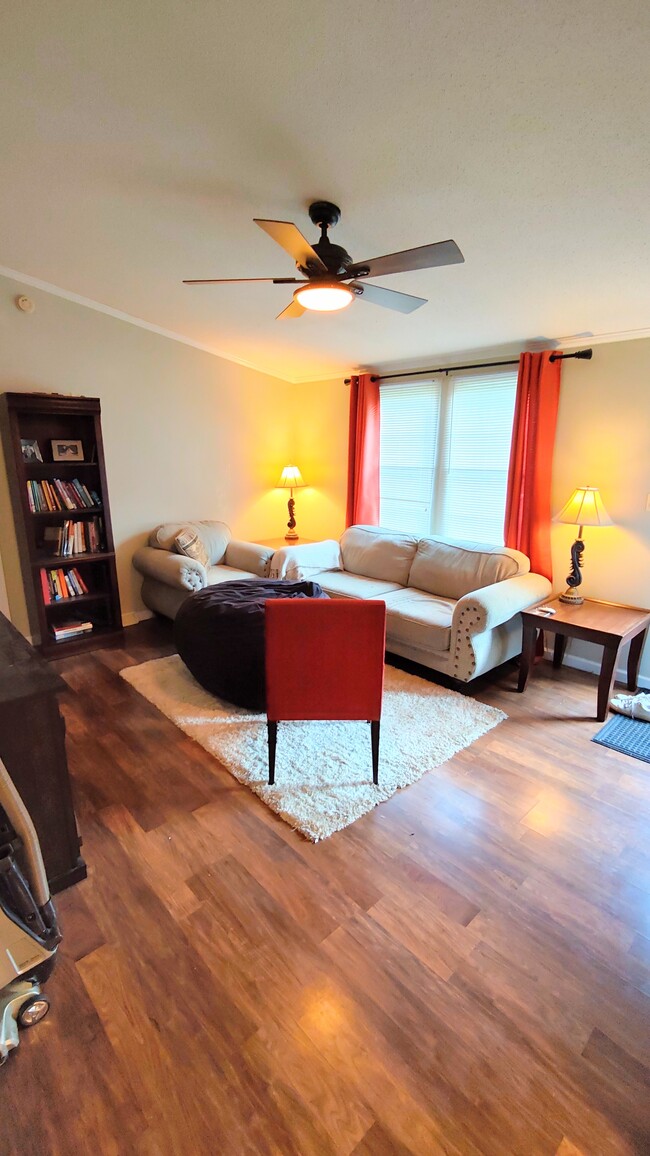 Building Photo - 3738 Vickery Dr Unit Room for rent maiden nc