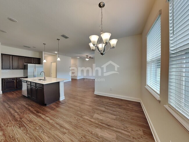 Photo - 4455 Reisswood Loop