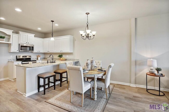 Photo - 2948 S Roth Ave