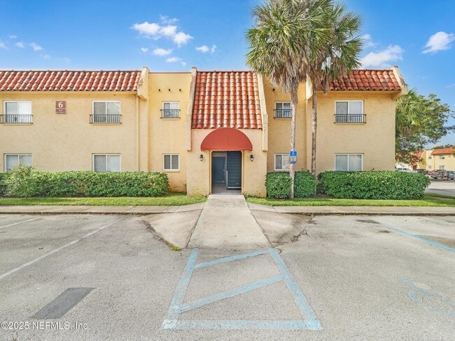 Building Photo - 6654 Bell Tower Ct Unit 8 Rental