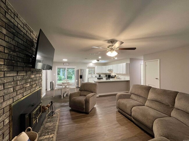 Photo - 6503 Chaparral St