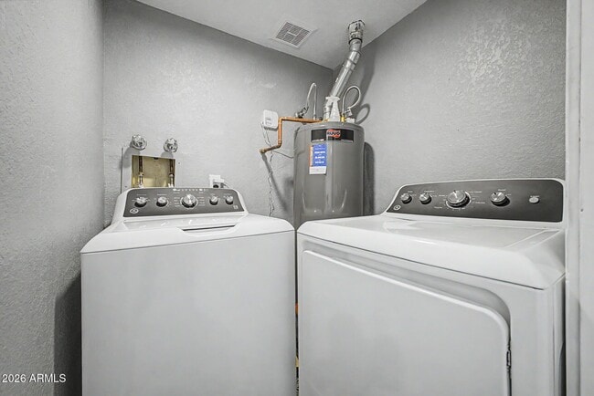 Photo - 5209 N 18th Dr