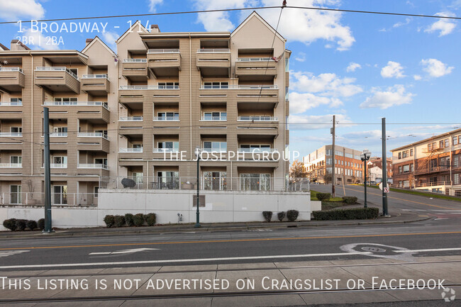 Building Photo - Stunning 2 bed in Tacoma Unit 114 Rental