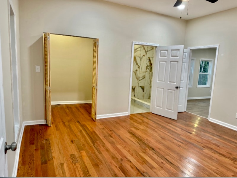 Photo - 18 Bay St NE