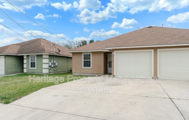 Photo - 236 Rosalie Dr Unit A