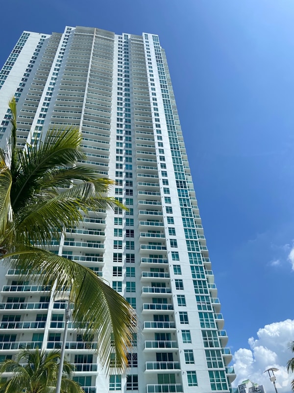 Building Photo - 950 Brickell Bay Dr Rental