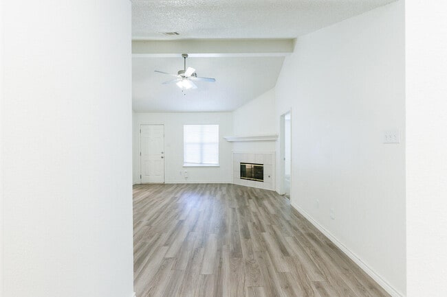 Photo - 403 Prentiss Ave